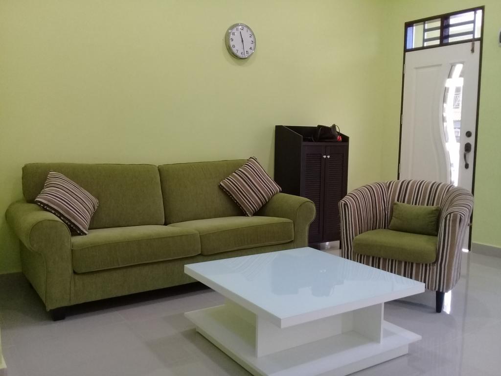 Mirza Homestay Marang Eksteriør billede