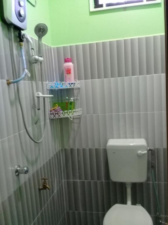 Mirza Homestay Marang Eksteriør billede