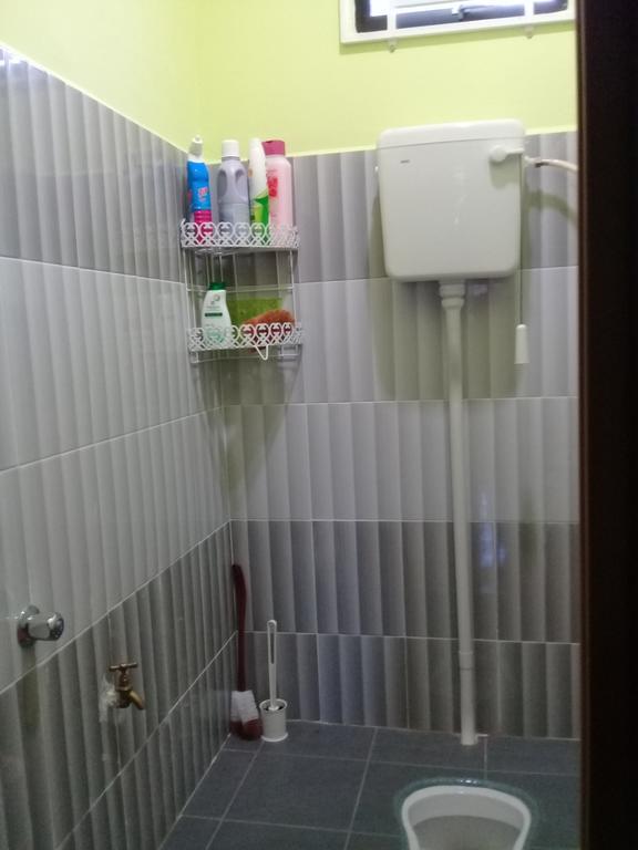 Mirza Homestay Marang Eksteriør billede
